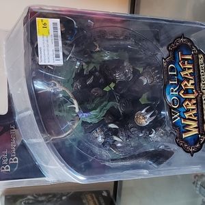 World of Warcraft Broll Bearmantle